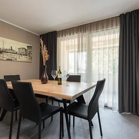 Apartment Vista Mare *